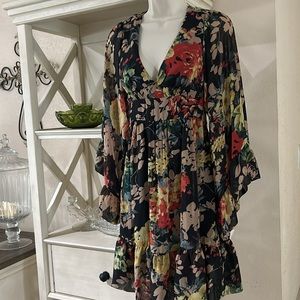 Vintage 90’s Betsey Johnson black floral flutter sleeve dress